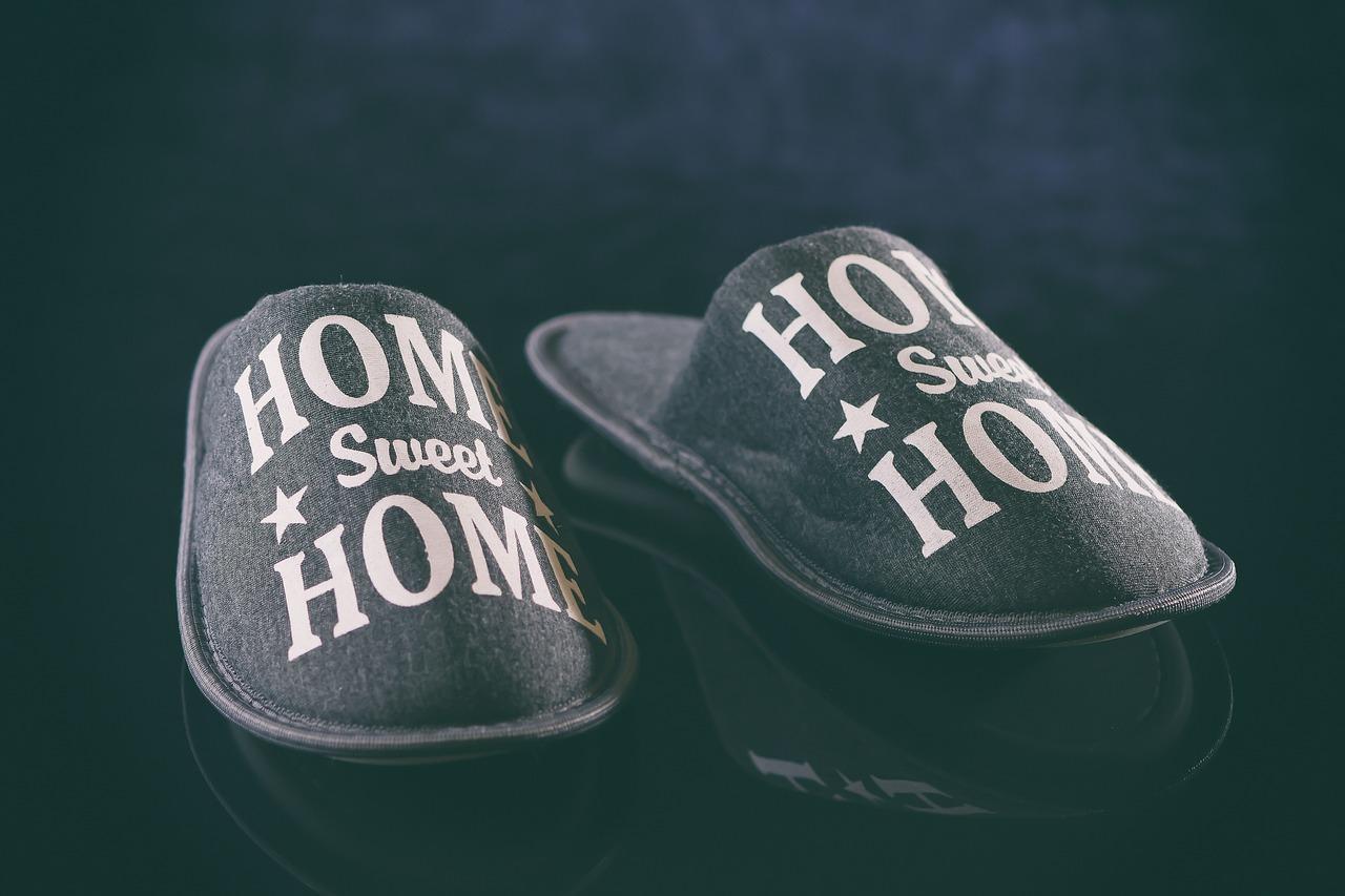 slippers, home sweet home, slack